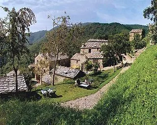 Borgo Di Vagli Hotel 4*